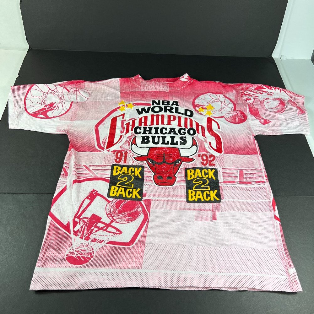 VTG 1992 NBA Champs Chicago Bulls AOP Shirt Extra Large White Red Single Stitch